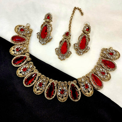 Necklace Set with Earrings and Tikka, Delicate Adornment of the Artisan