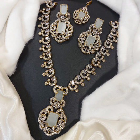 Ambani Mala With Earrings and Maang Tika (DHANI-04)