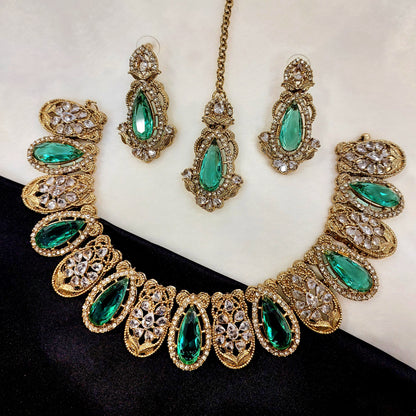 Necklace Set with Earrings and Tikka, Delicate Adornment of the Artisan